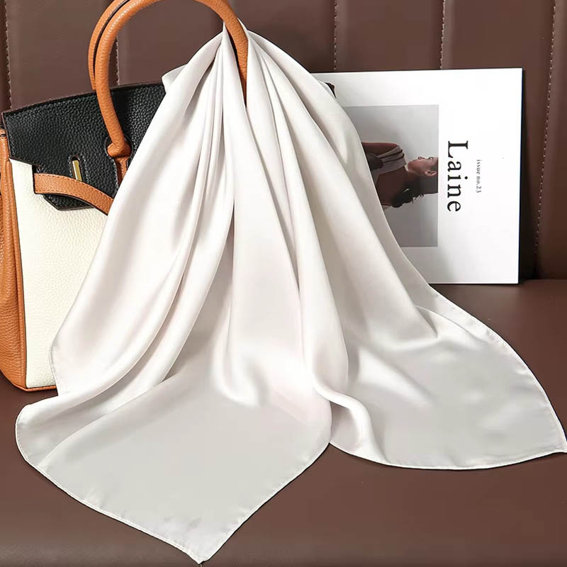 الفاخرة بلون الحرير وشاح مربع  - مراجعة Silk Scarf Square وسعره