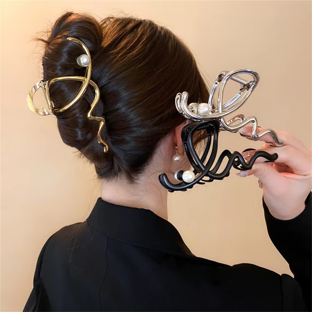 دبوس شعر لؤلؤي بتصميم الموجة ا - مراجعة Women Accessories Sale وسعره